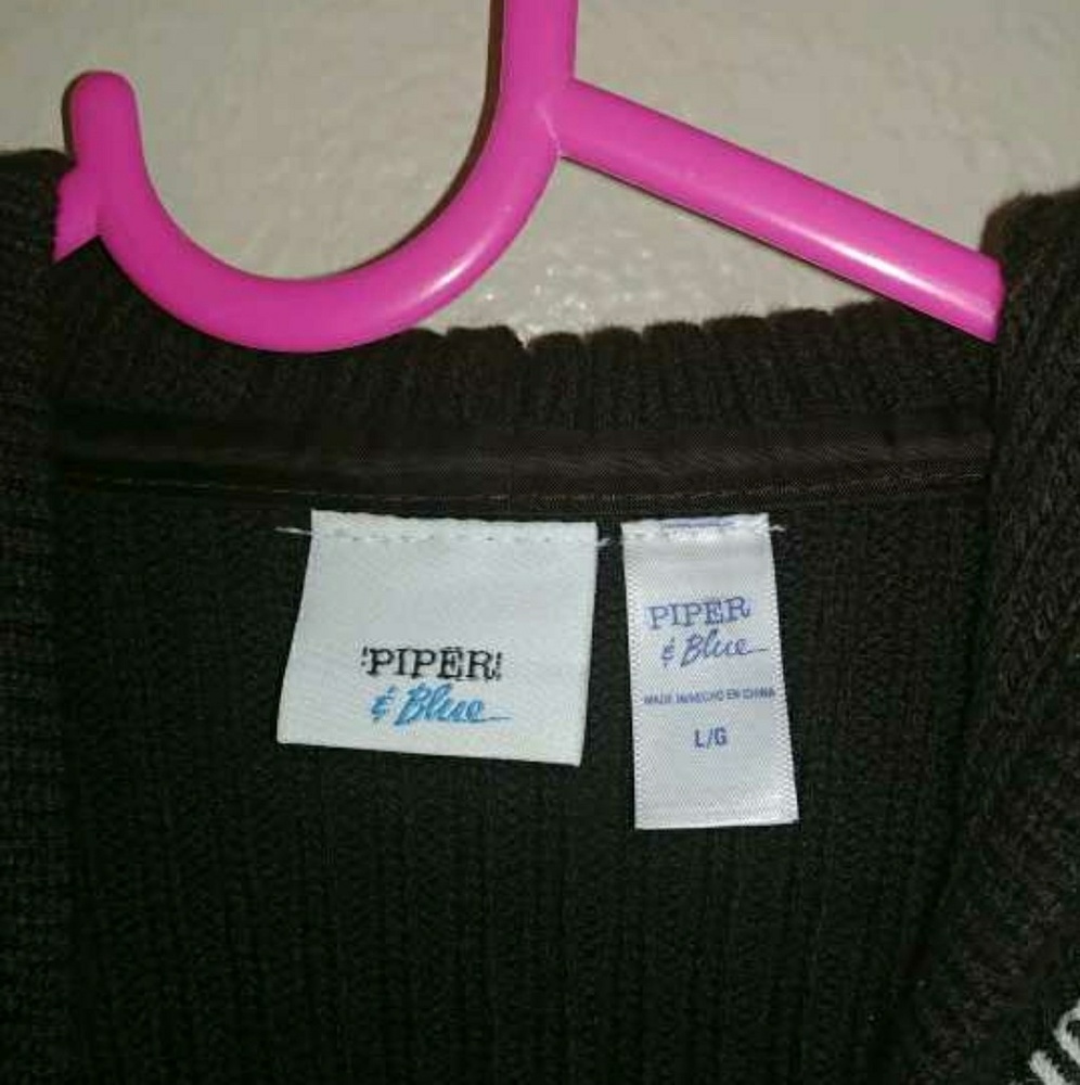 Sweater - Picture 3 of 4
